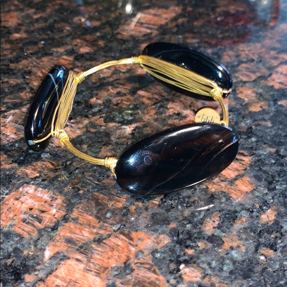 Wire bangle with black stones